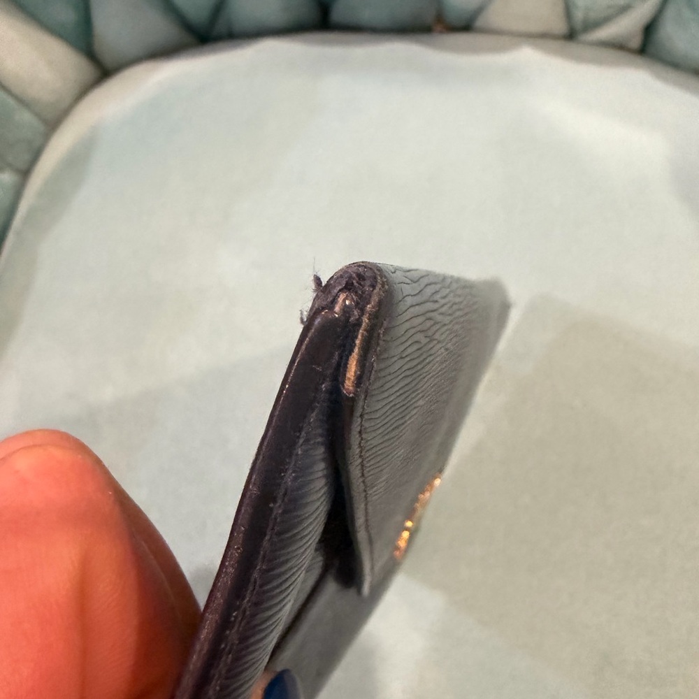 Prada Envelope Wallet in Blue Leather Flawed Gem 💎 - Picture 15 of 17